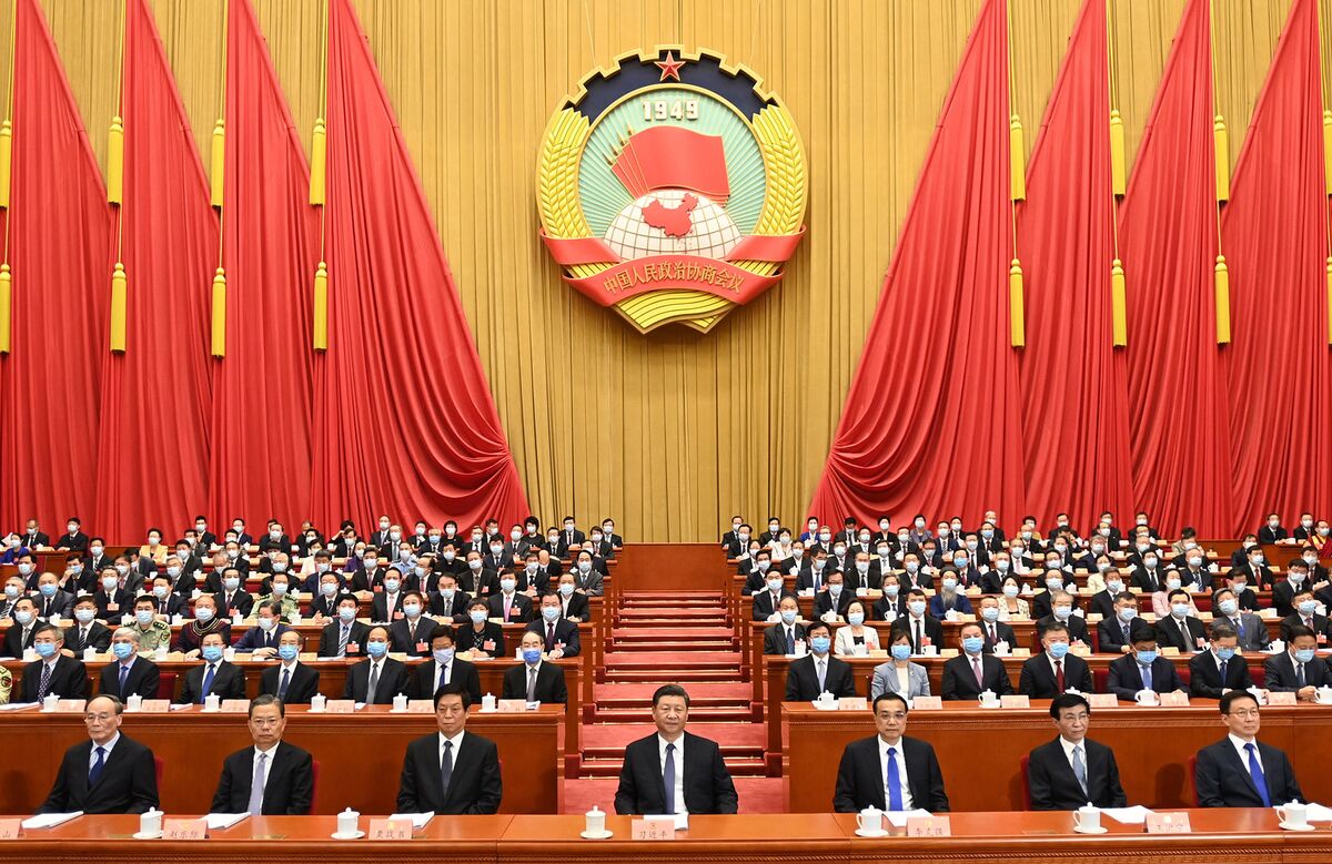 Xi Says China Won’t Return to Planned Economy, Urges Cooperation