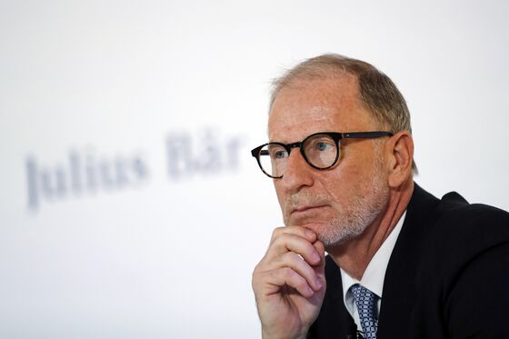 Julius Baer CEO Hodler Struggles With Missed Target, Markets