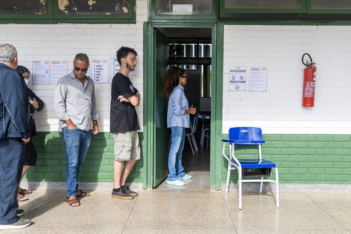 bloomberg.com - Barbara Nascimento - Hedge Funds That Nailed Brazil Vote Bet on More Gains Ahead