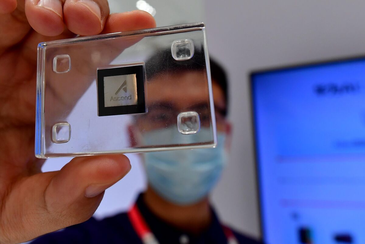 🟪"Pechino Contesta le Limitazioni USA sui Chip AI: Segnali di Discordia tra le Due Superpotenze"