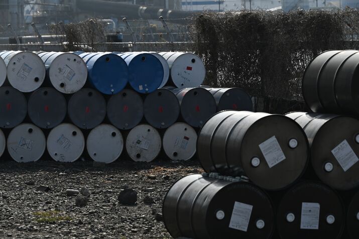 Oil Facilities at Keihin Industrial Zone