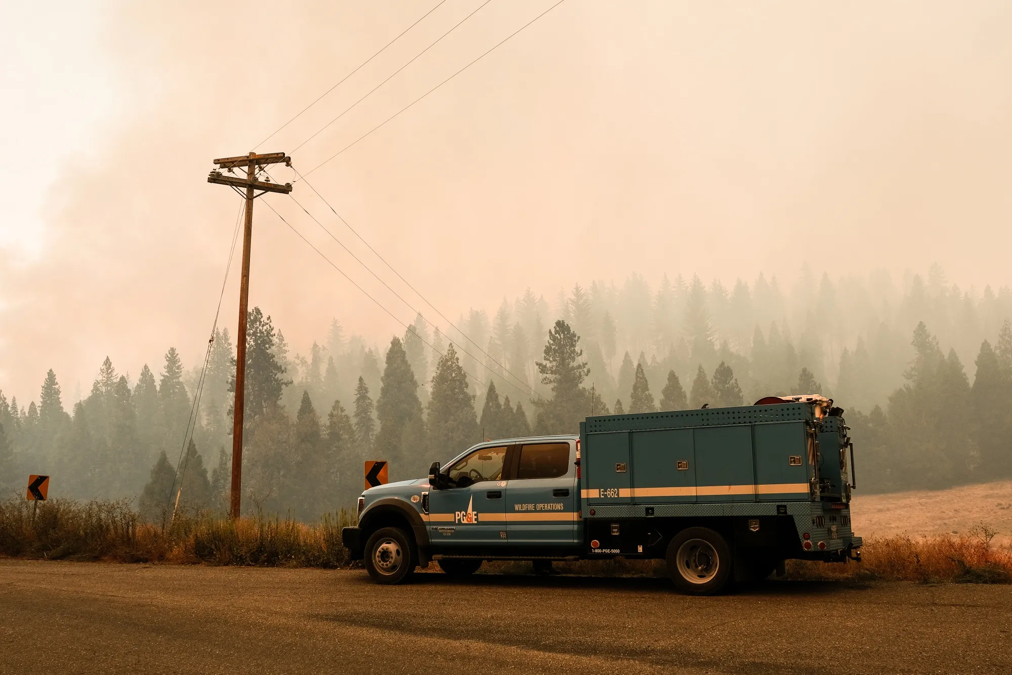 A PG&amp;E truck during the Oak Fire in Mariposa County, California.