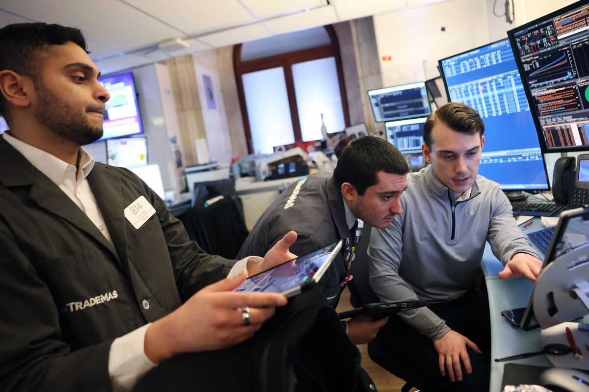 assets.bwbx.io image