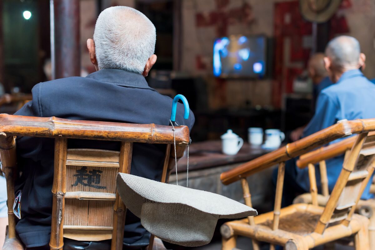 assets.bwbx.io image