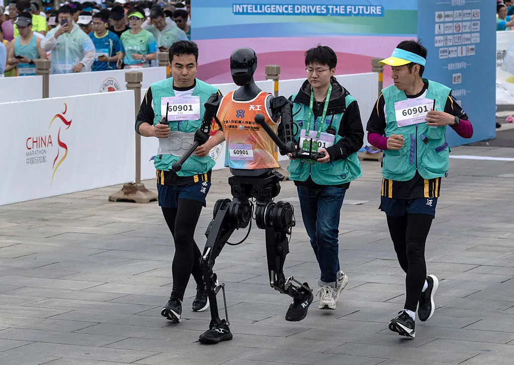 Beijing Showcases World's First Humanoid Half Marathon