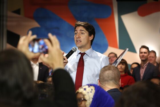 Trudeau Poised for Second Term in Tight Canadian Election