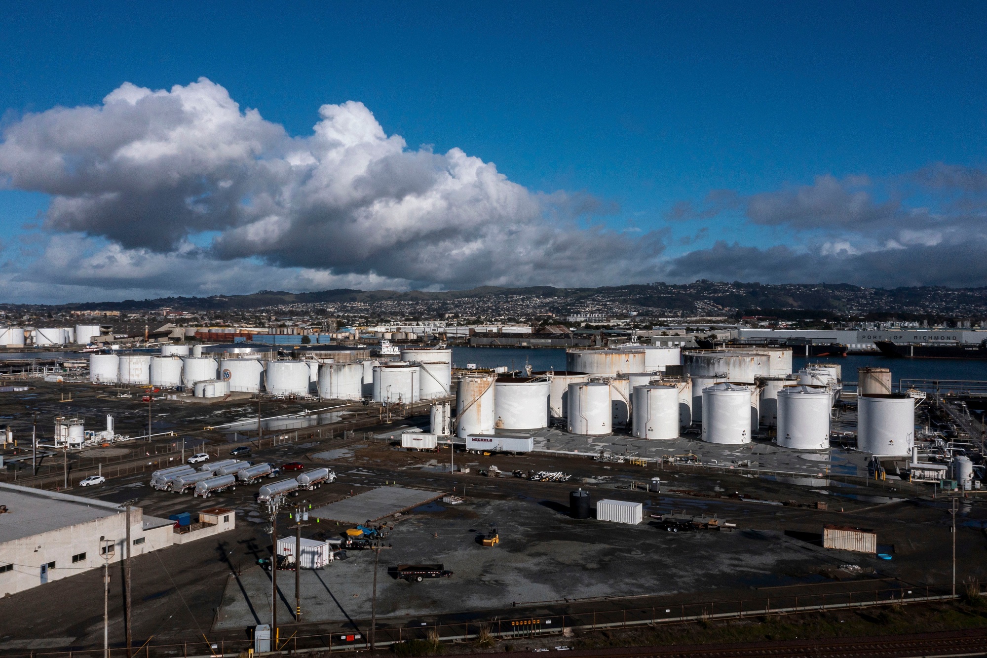 76, owned by Phillips 66, storage tanks at the Port of Richmond in Richmond, California, US, on Friday, Jan. 3, 2025. Oil began 2025 by rising to the highest level since November, boosted by a report of shrinking crude stockpiles in the US and bullish technical indicators.