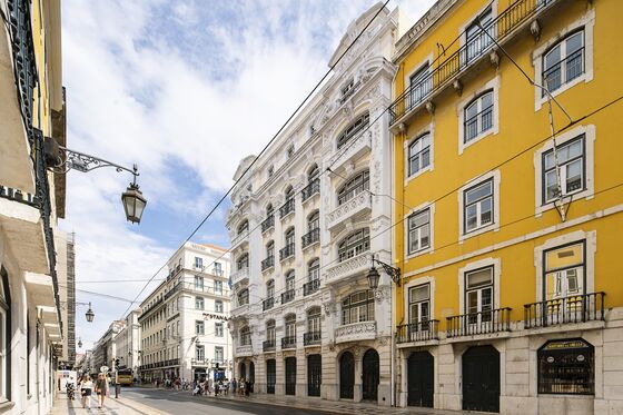 A Big Investor Warns After Lisbon’s Property Boom