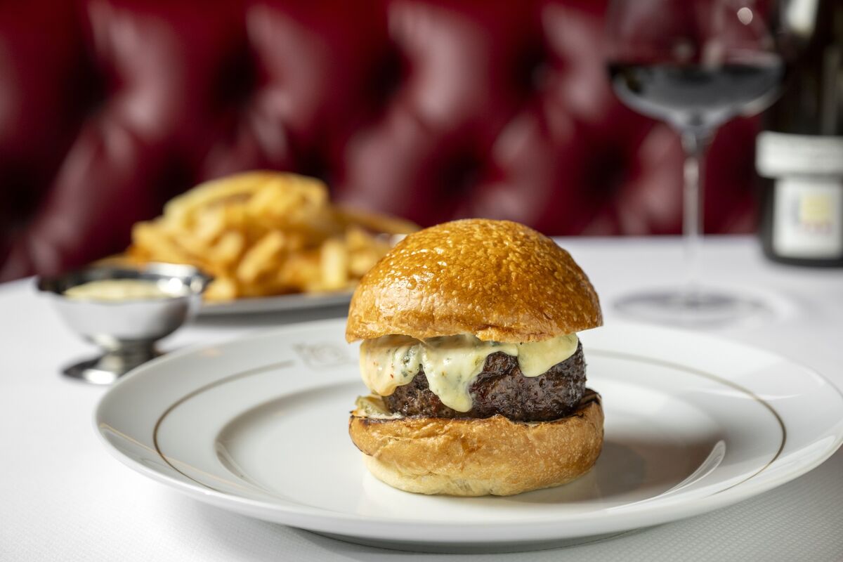The 16 Best New Burgers in New York City in 2025 - Bloomberg