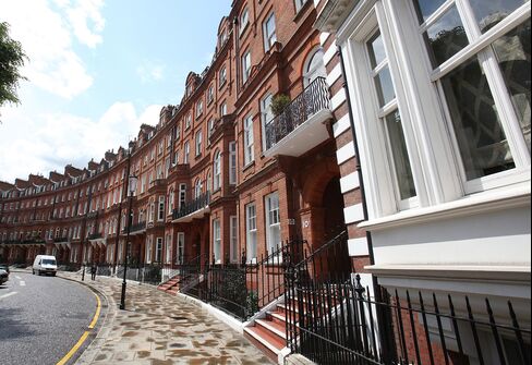 London Luxury-Home Values to Rise 6% in 2013, Knight Frank Says