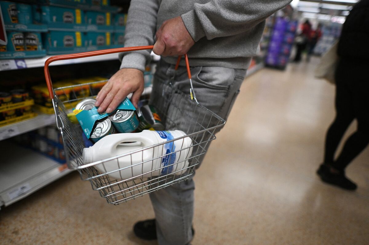 Poorest Households Squeezed Most by Fresh Surge in UK Inflation