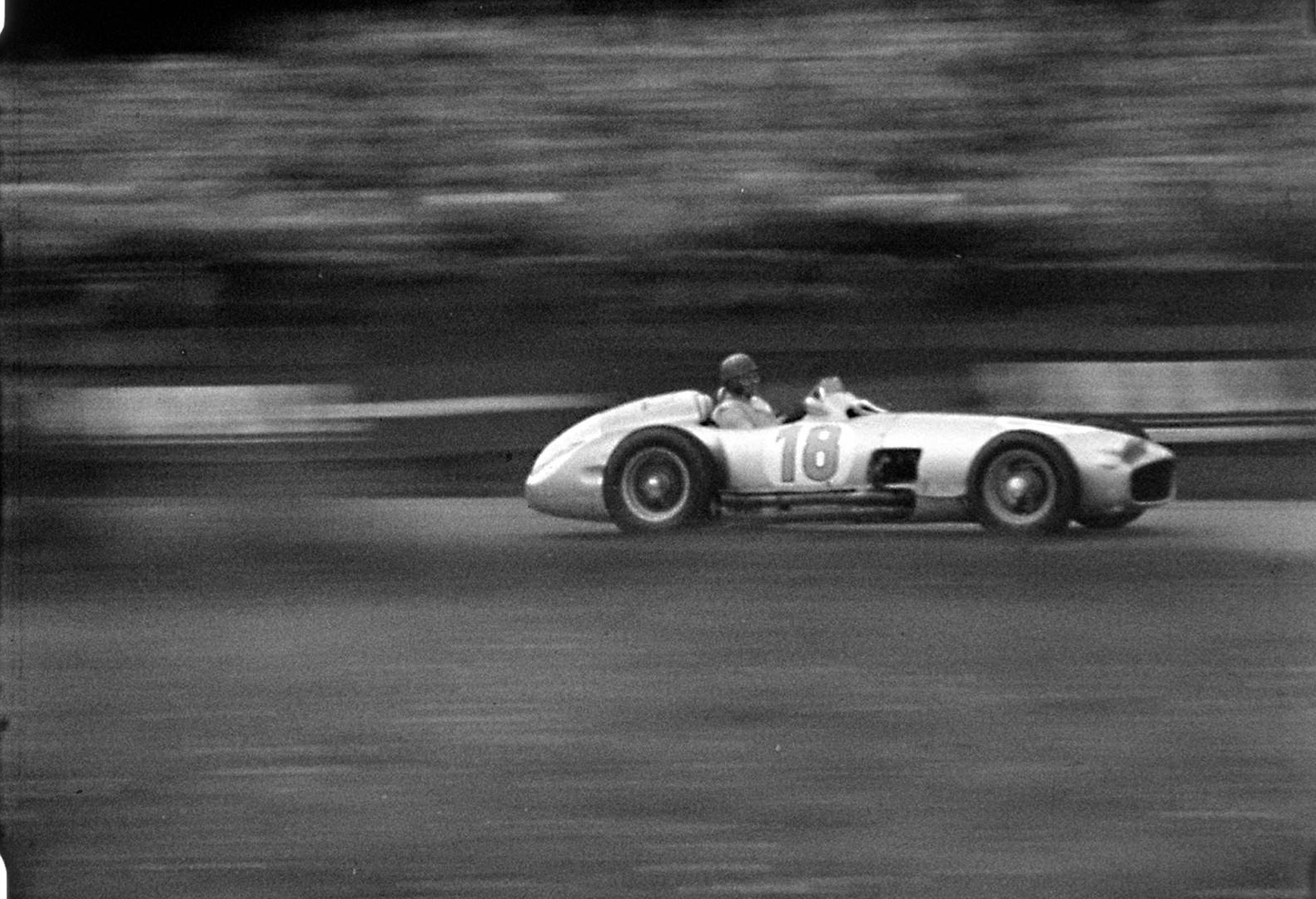 クリスティーズ、中国本土で初のオークション開催へ-今秋 Bloomberg