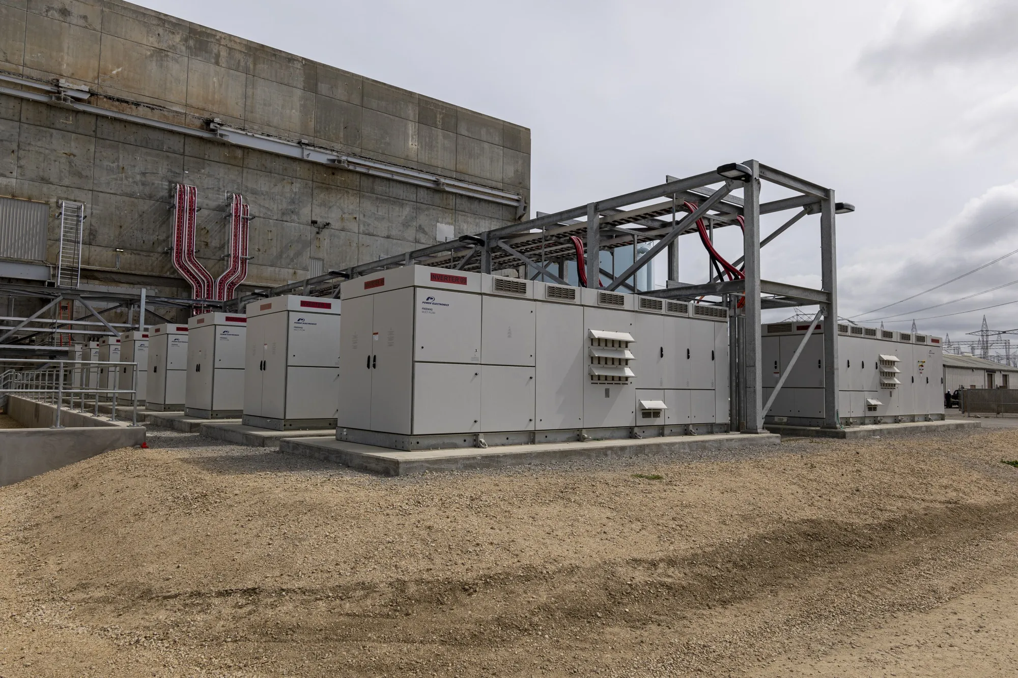 Power inverters outside the battery building at a&nbsp;Vistra Corp. energy storage facility in Moss Landing, California.