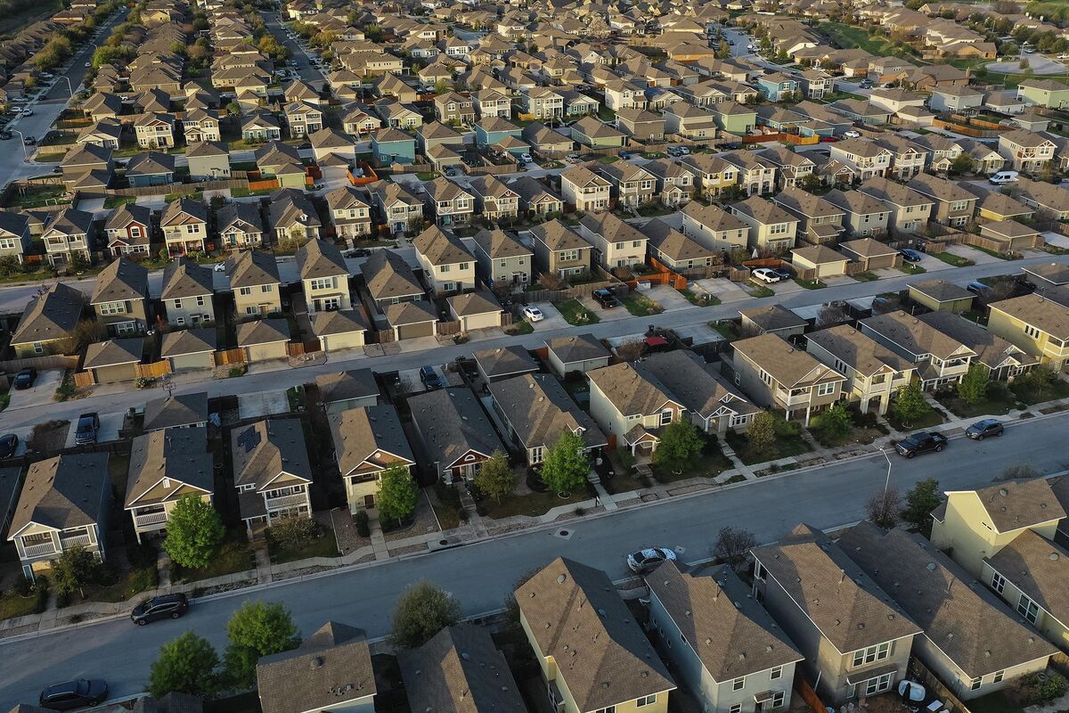 US Household Net Worth Climbs $2.2 Trillion to Fresh Record