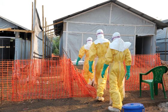 Europe and U.S. Lack Key Weapon Against Pandemic: Experience