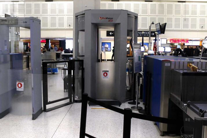 U.S.-HOUSTON-AIRPORT-TERMINAL CLOSE