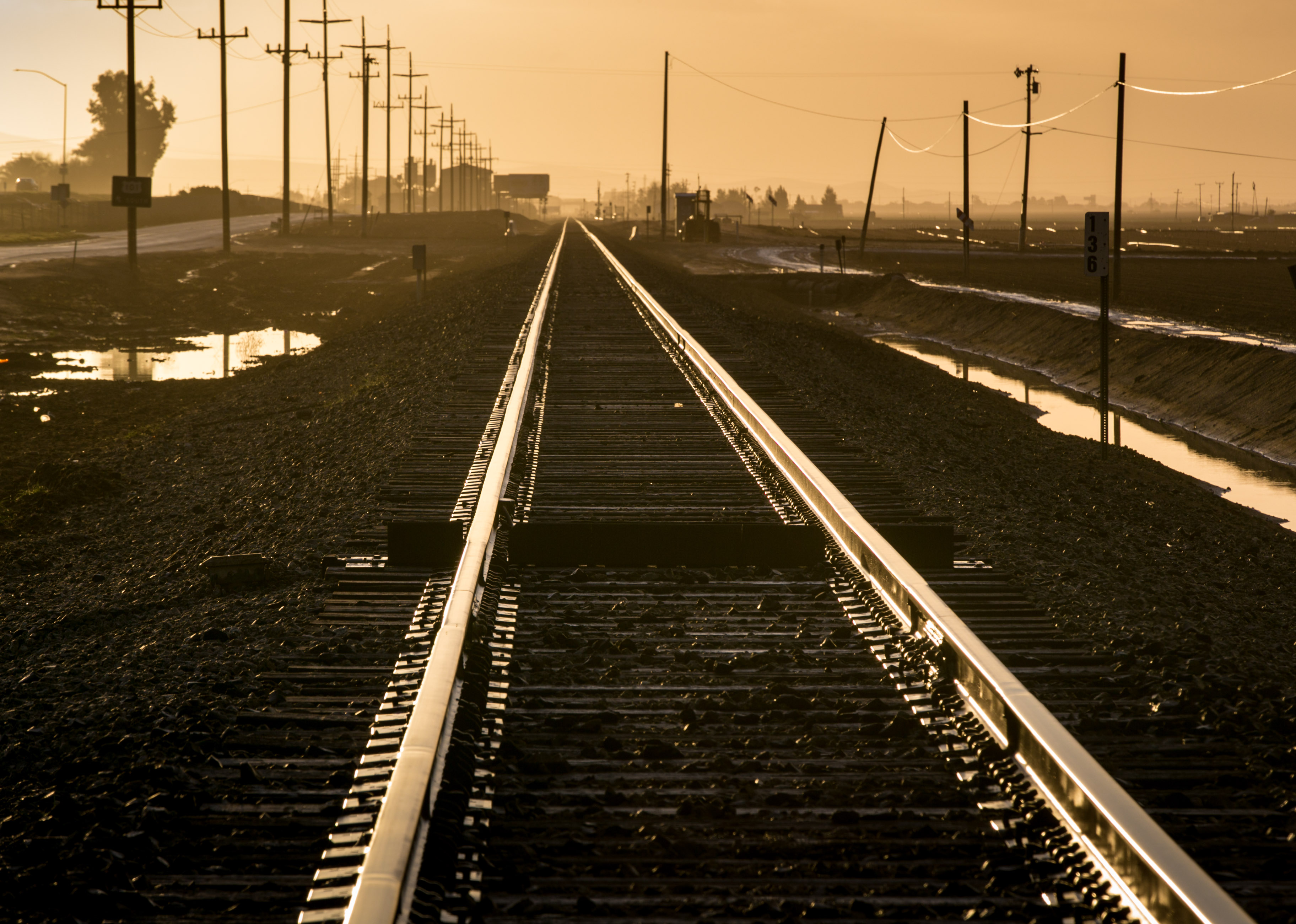 New York lawmakers seek to boost rail safety in the state