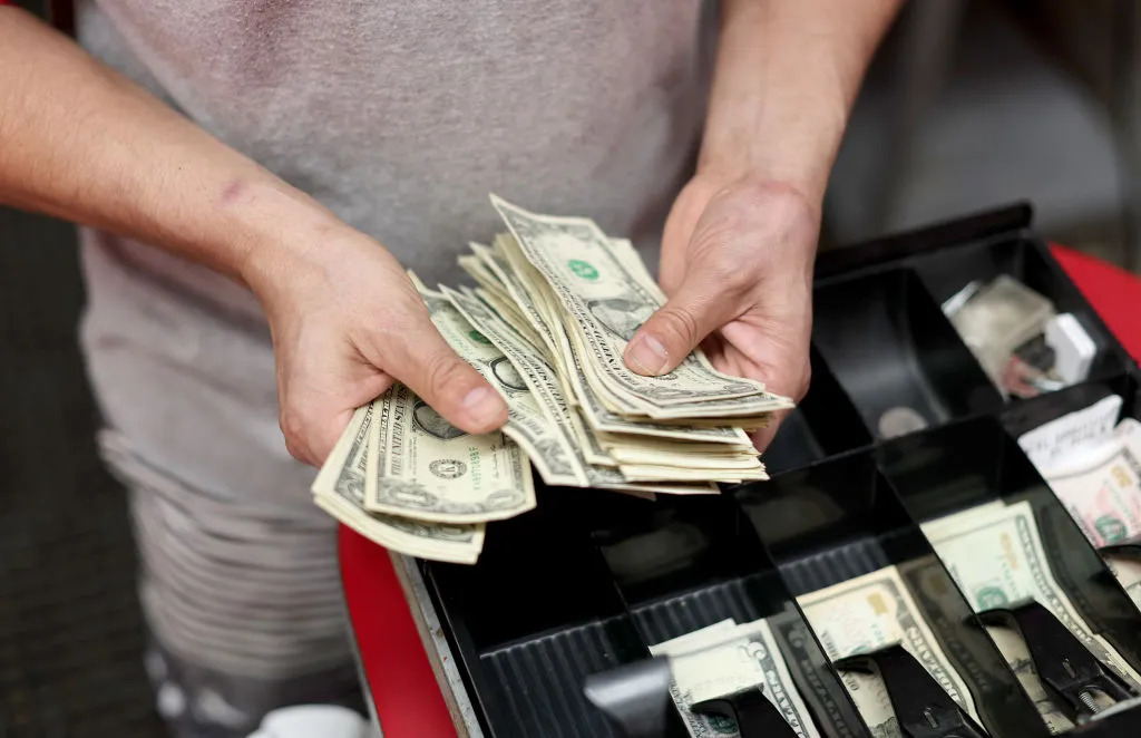 Inflation Continues To Surge, Rises To 40 Year High