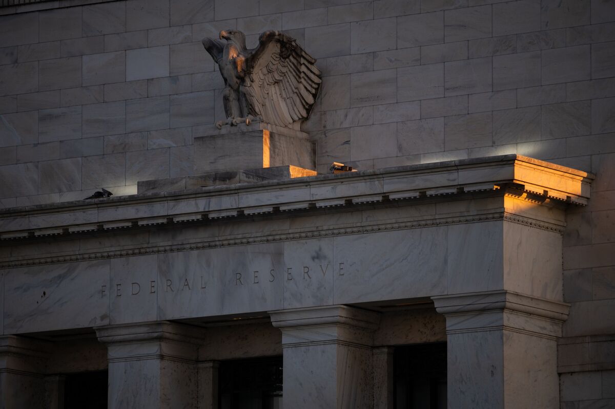 Emerging-Market Assets Drop as Trade, Fed Tensions Hit Sentiment