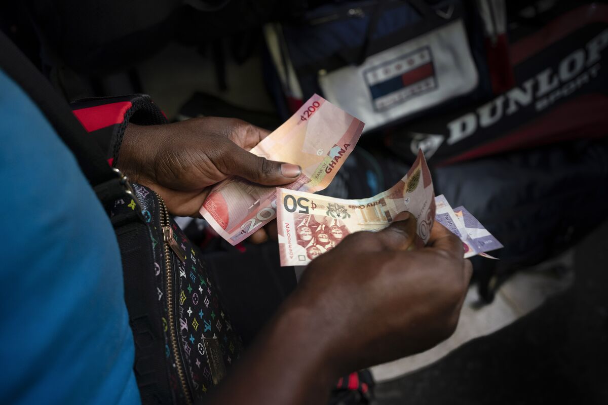 Ghana Inflation Drops to 21.2% in April