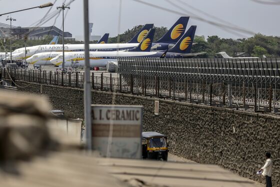 Two Grounded Airlines in a Decade Cast Doubt on India Boom