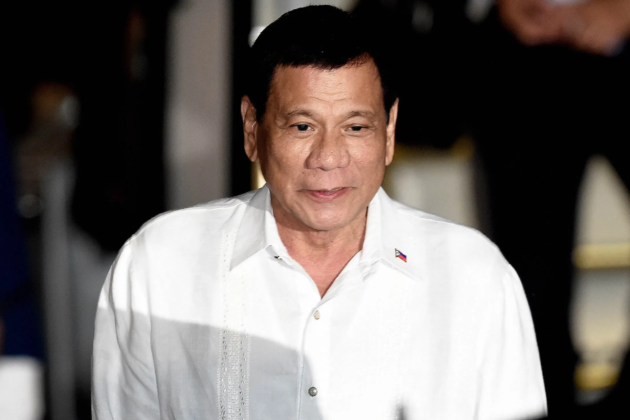 就任から1年のドゥテルテ大統領、麻薬撲滅への戦い続く - Bloomberg