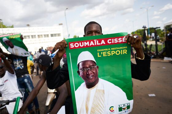 As Islamist Insurgency Deepens, Mali Leader Seeks New Term