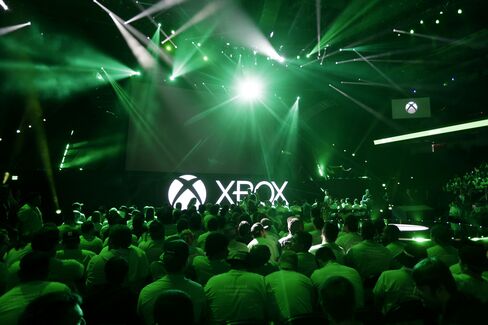 Attendees wait for the start of the Microsoft Xbox event ahead of the E3 Electronic Entertainment Expo in Los Angeles on Monday, June 15, 2015.