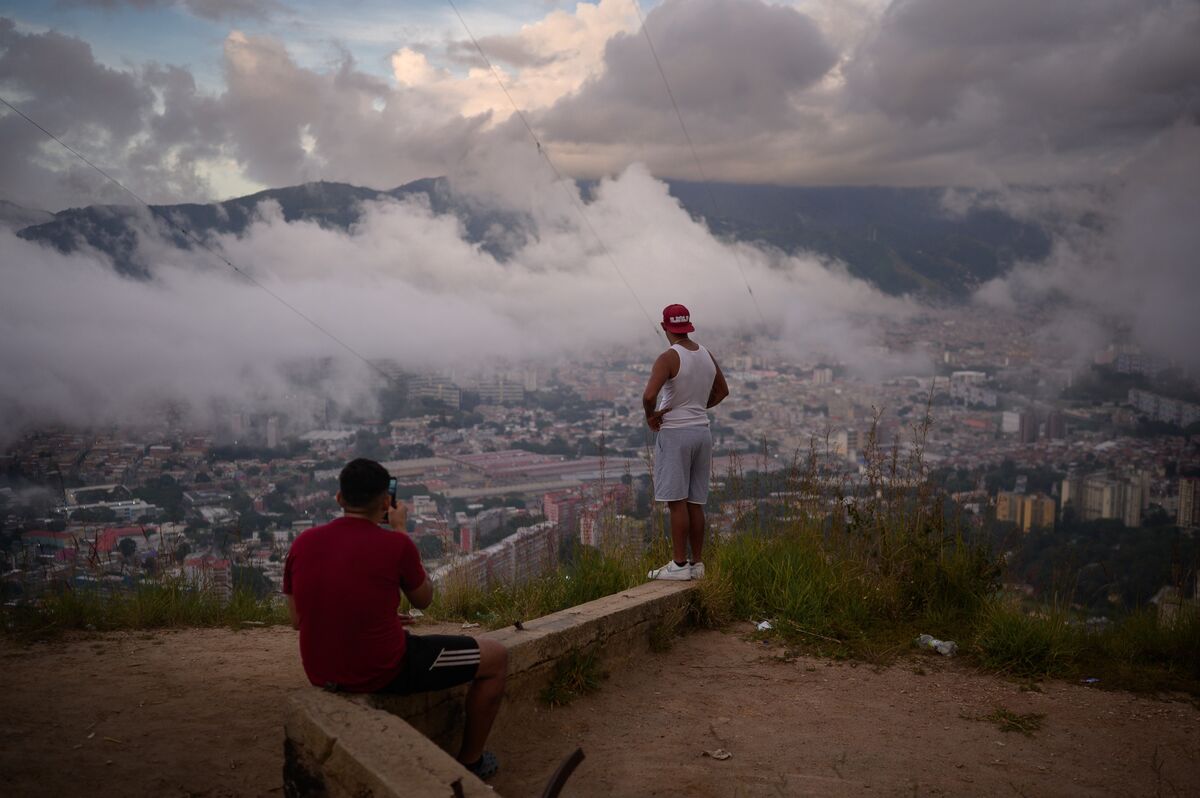 Trump’s Net Tightens Around Maduro’s Venezuela