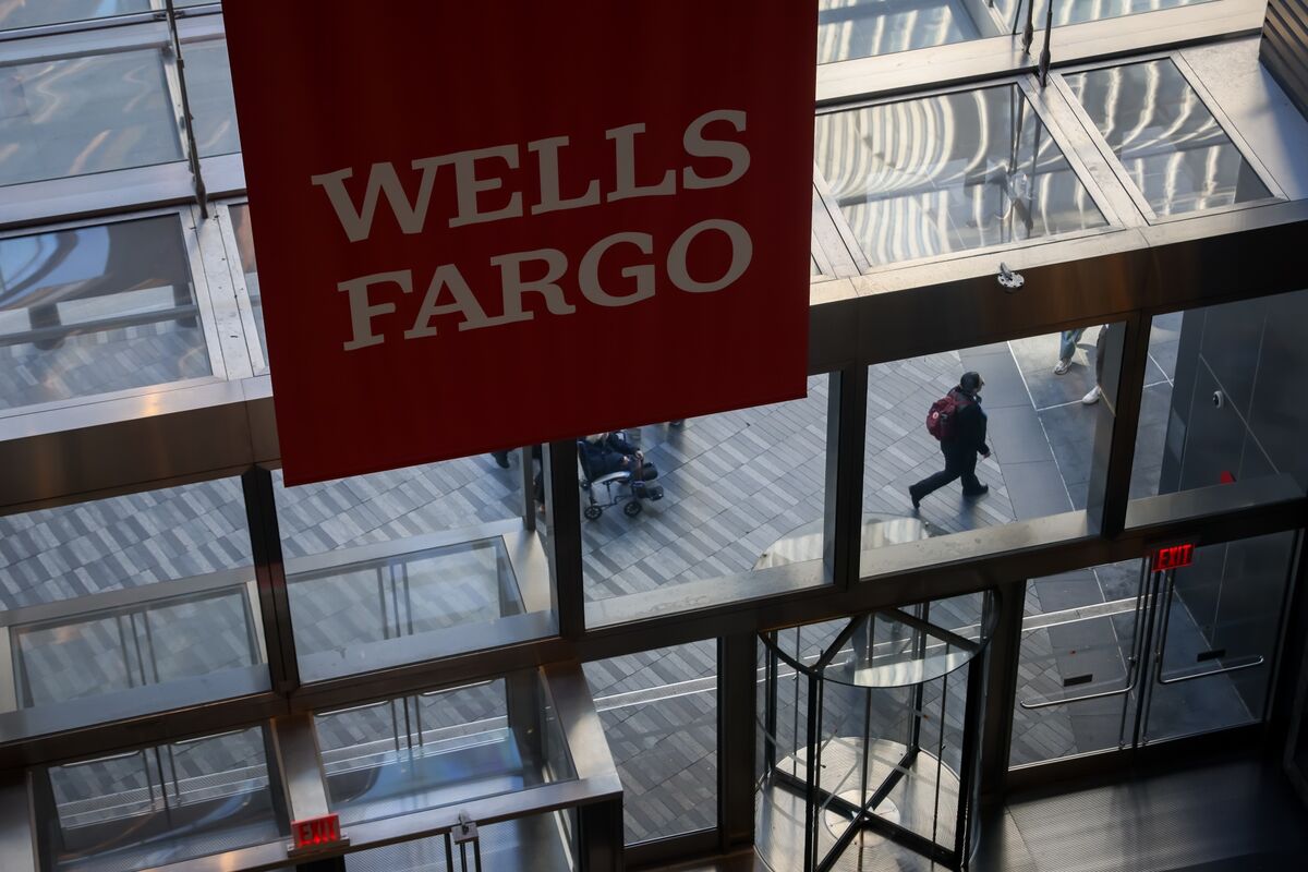 Wells Fargo Says Earnings Off to Weak Start as Most Fall Short