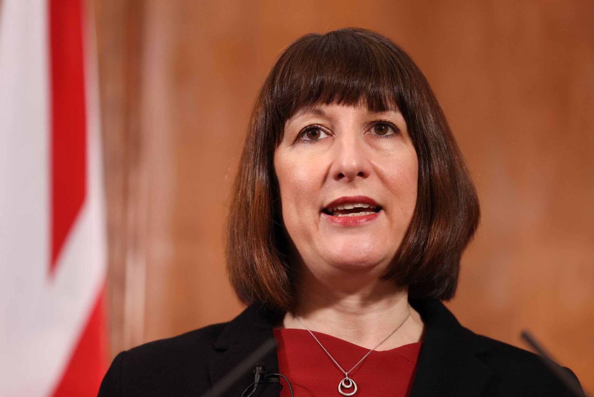 Labour's Rachel Reeves to Bolster UK Treasury’s Growth Unit If Party ...