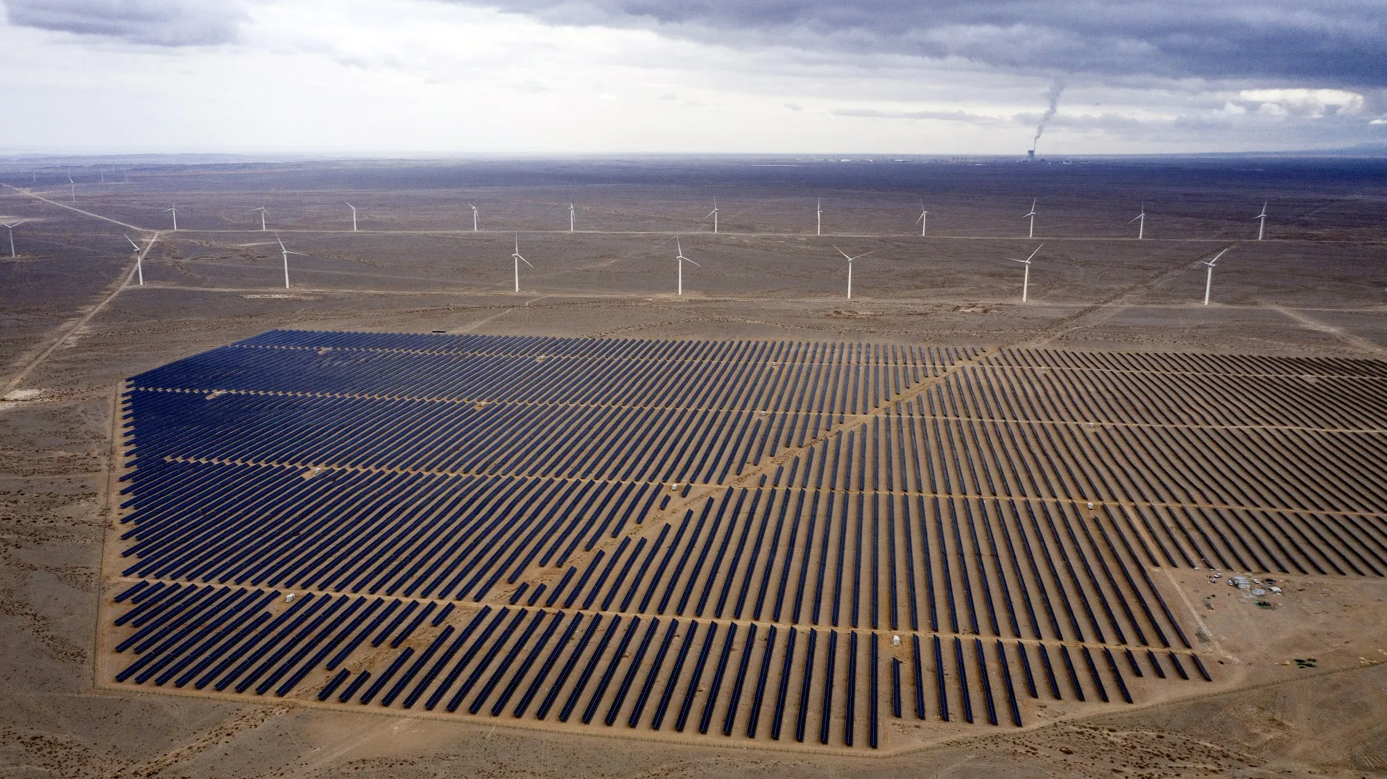 How China Took an Oil Town and Turned It Into a Green Energy Hub