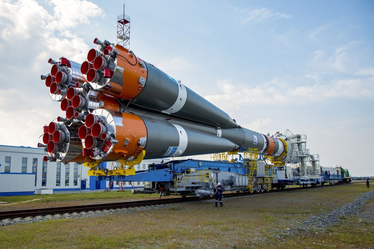Russia’s Luna-25 Takes Aim at Moon’s South Pole Region Targeted by US ...