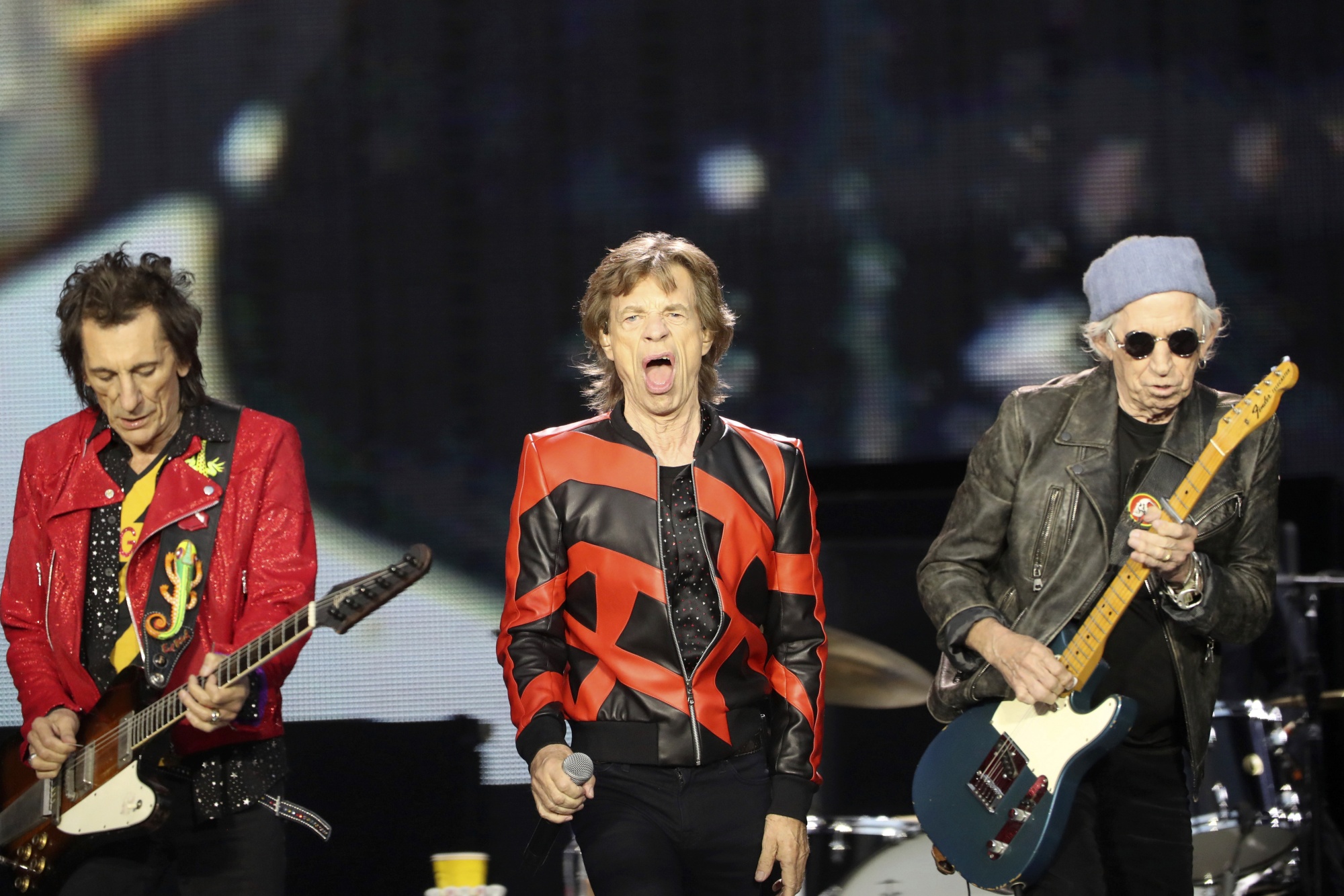 No Satisfaction: Jagger Has COVID, Rolling Stones Gig Off - Bloomberg