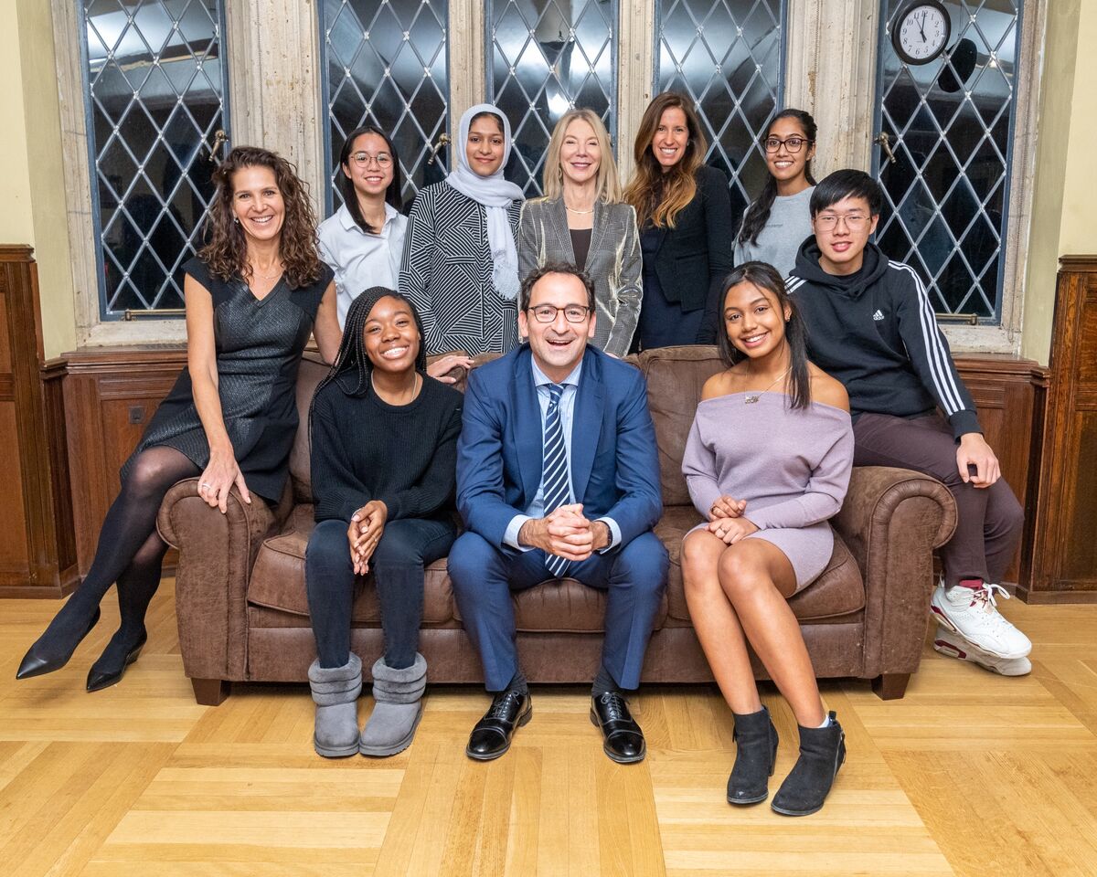 Blackstone’s Gray Donates 10 Million for Financial Aid at UPenn Bloomberg