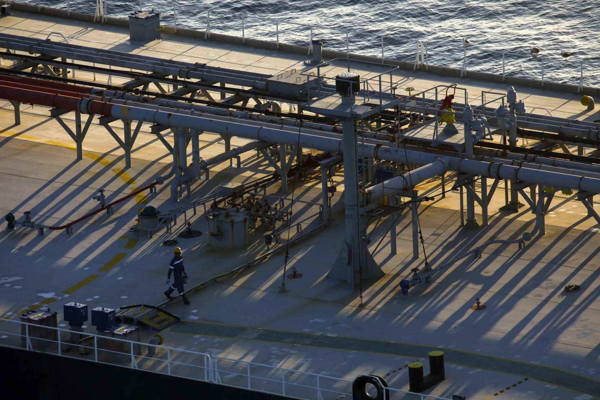 Oil Glut Creates Huge Pile-Up Of Tankers Off West Coast Shores 