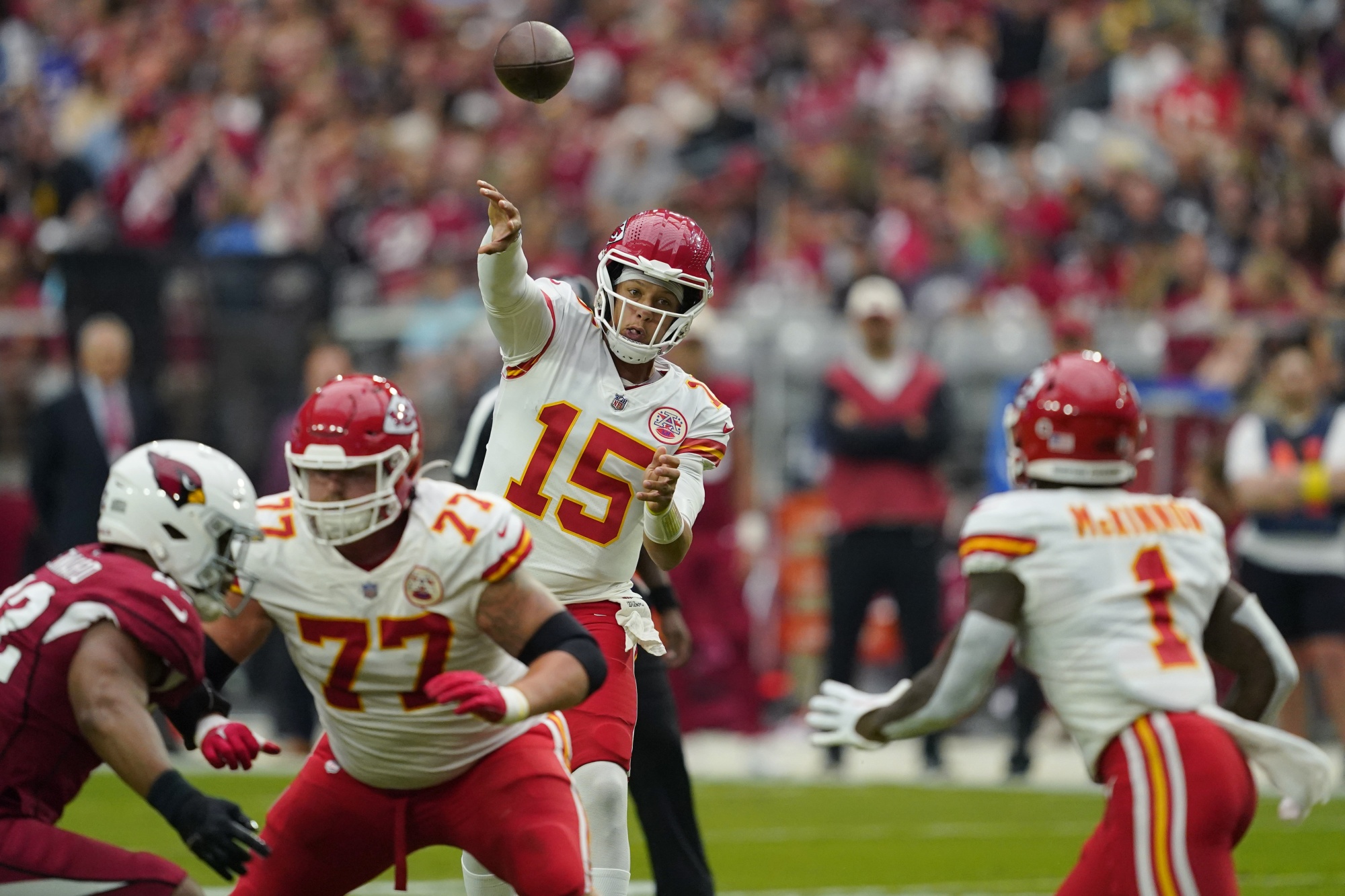 Mahomes, Elliot, Watt all headed to NFL Pro Bowl