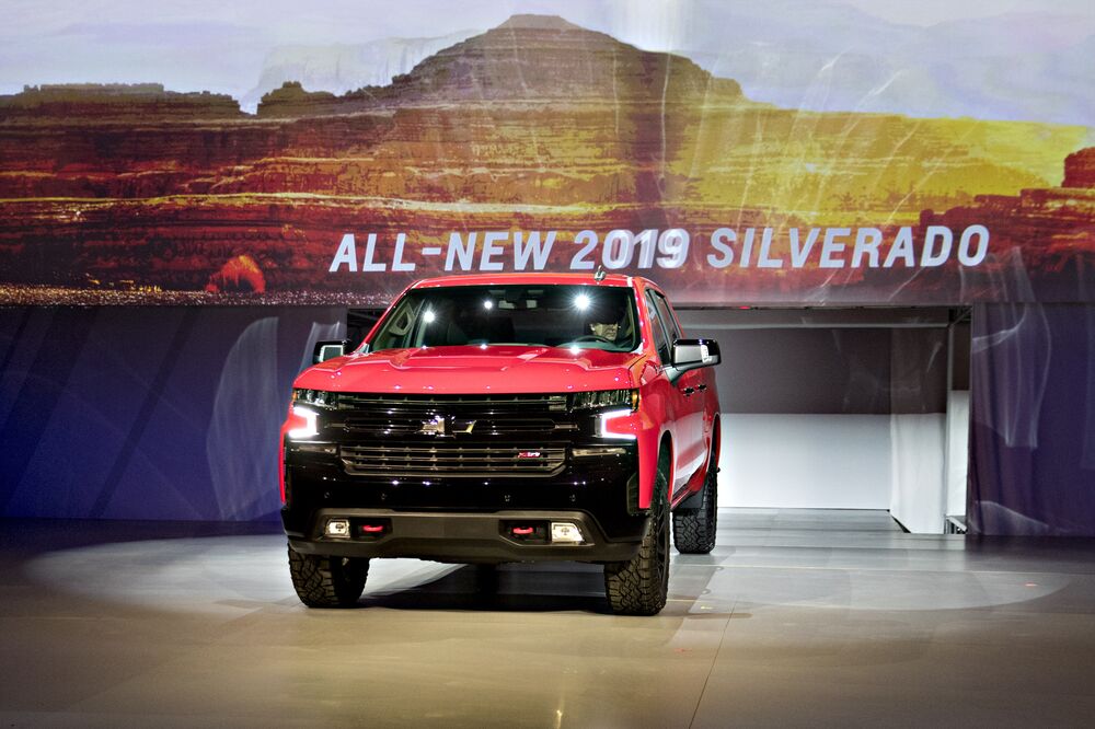 Chevy Versus Ram Price War Punctuates Banner Year For Trucks