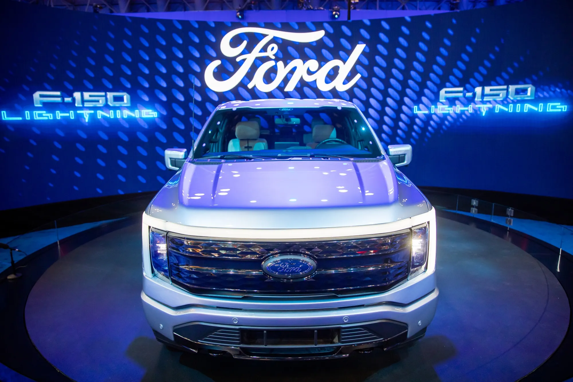 A Ford F-150 Lightning Platinum electric truck.