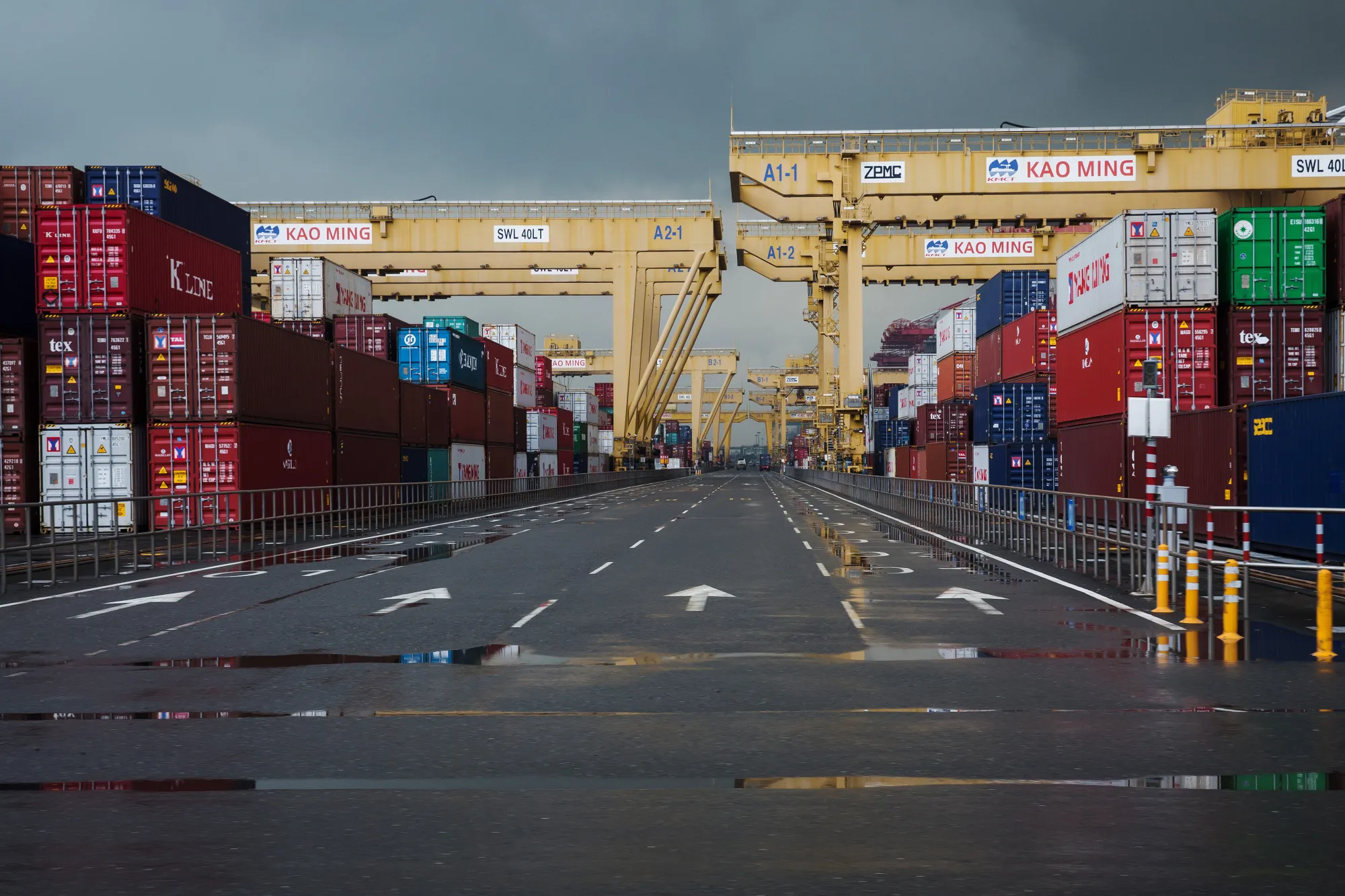 Overseas&nbsp;shipments&nbsp;rose 9.7% last month to a record high for February.