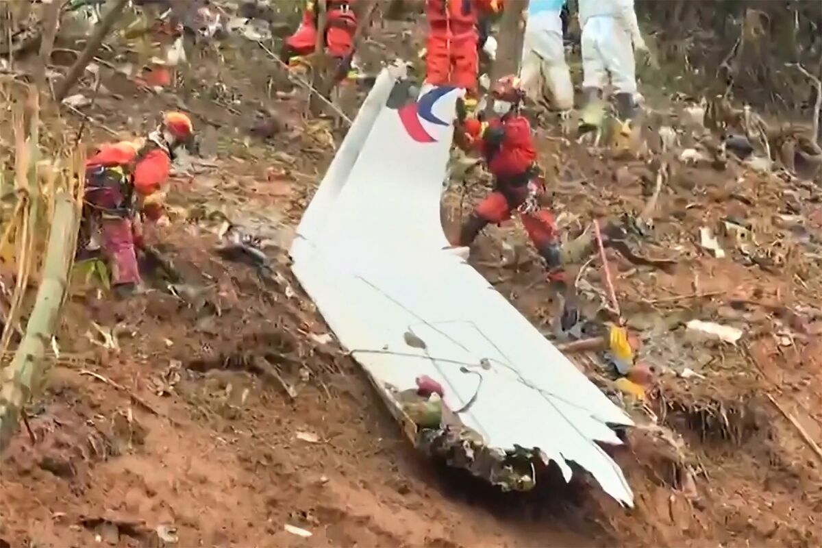 China Says No Trace of Explosives Found in Plane Crash Samples