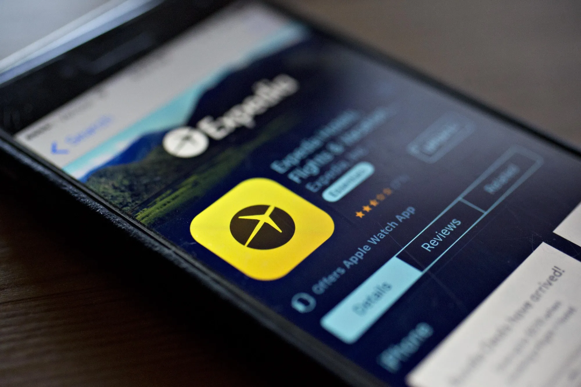 Expedia Inc. Travel Booking Application Ahead of Earnings Figures 