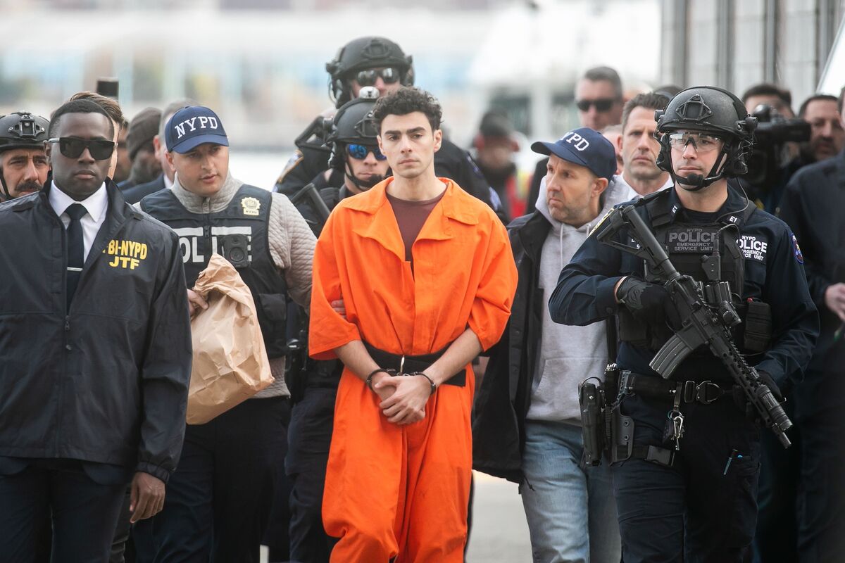 Luigi Mangione Seeks Dismissal of Death Penalty and US Charges