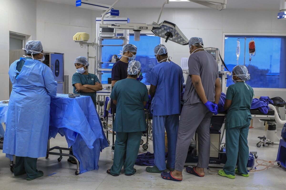 Operating Rooms Turn to ZoomLike Technology for the Age of Covid