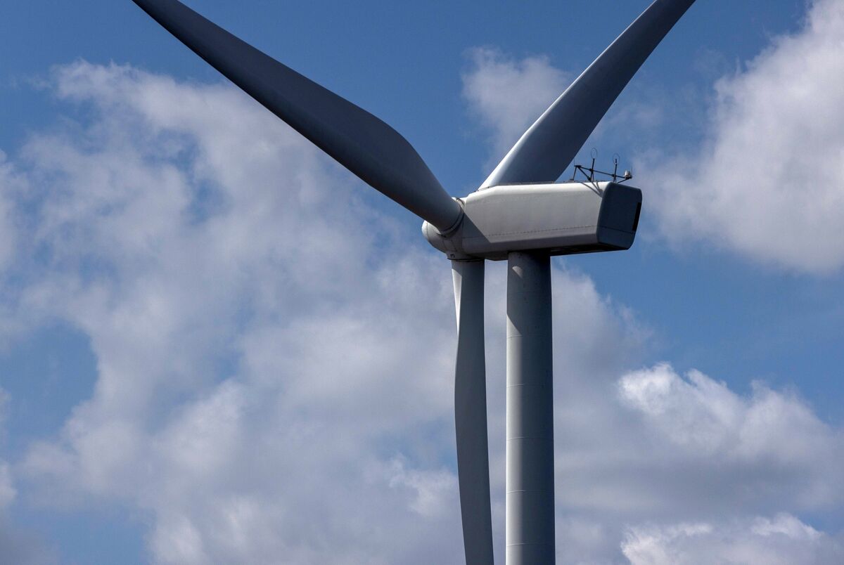 UK Energy Regulator Investigates Overstated Wind Farm Forecasts