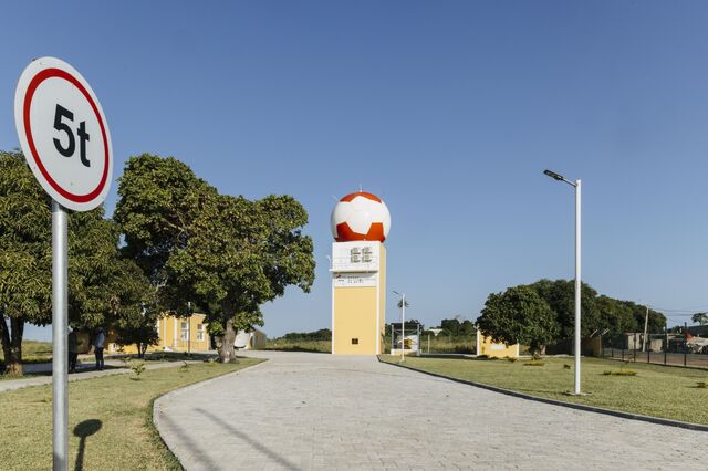 The new weather radar control center in Beira. 