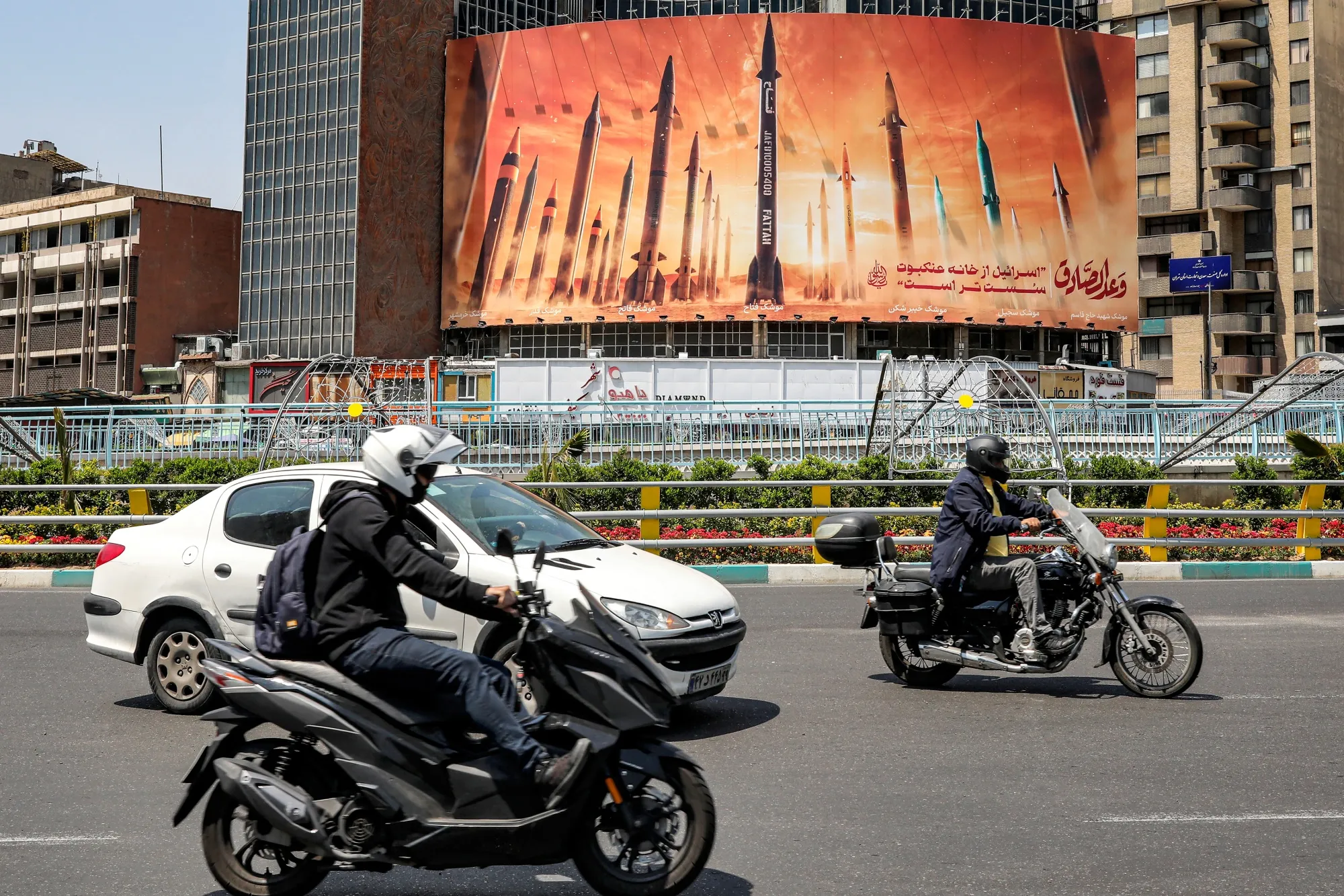 تصویری از نیروهای نظامی