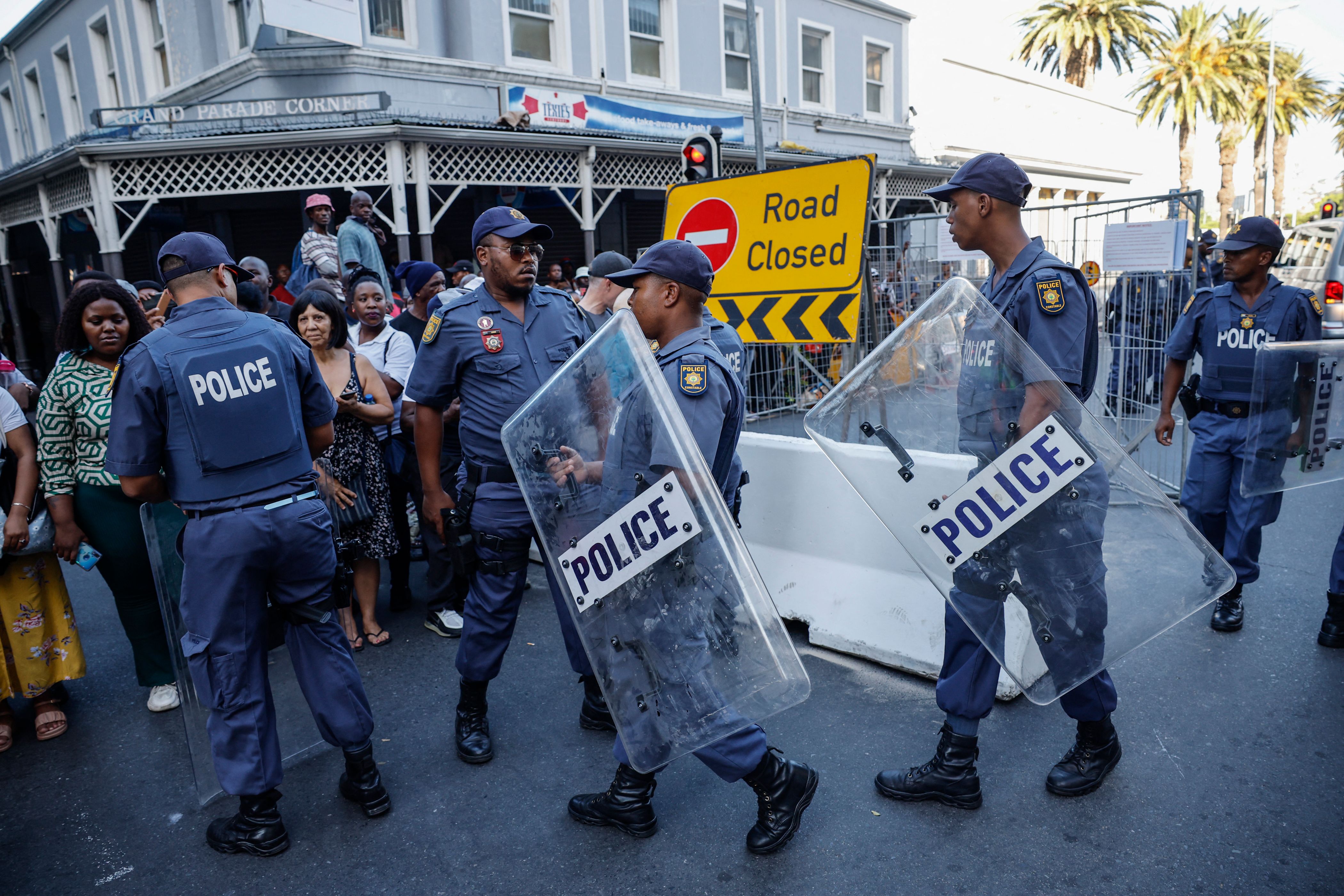 South Africa Budget Security Agencies Get Funding To Tackle Crime    1x 1 