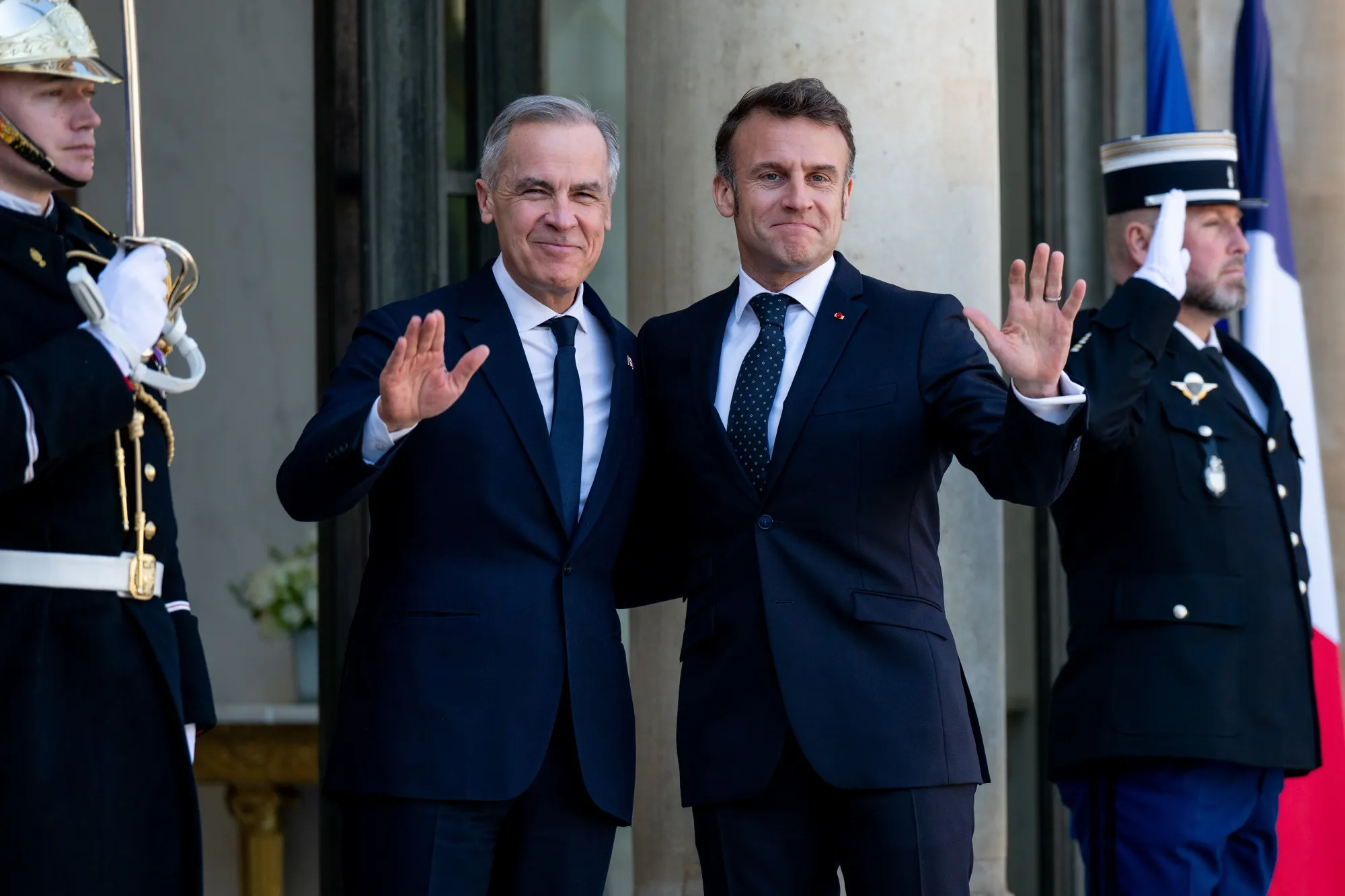 Carney Tries to Pull France, UK Closer With More Tariffs Coming From Trump  - Bloomberg