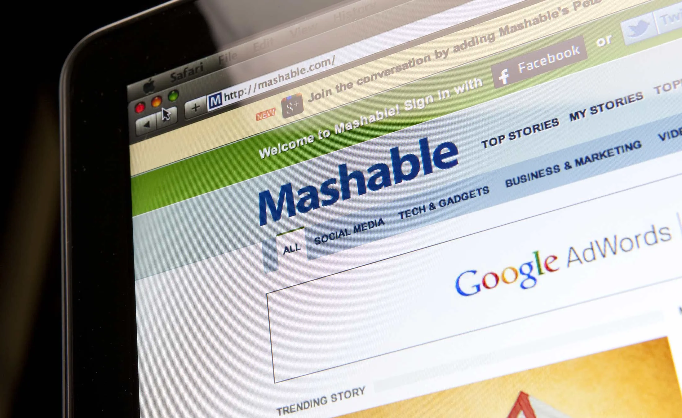 1502830367_Mashable